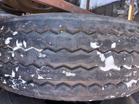 Bridgestone 385/65 R22.5 2015г 10мм (прицепная)