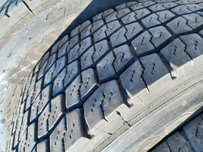 315 70 R22.5 ridgon 11-12мм